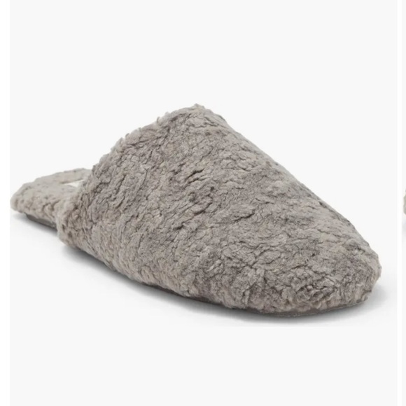 NEW Abound Drew Faux Fur Scuff Slipper in grey - Picture 1 of 12